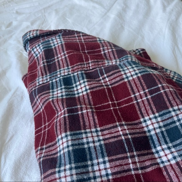 Burgundy Flannel - Picture 2 of 2